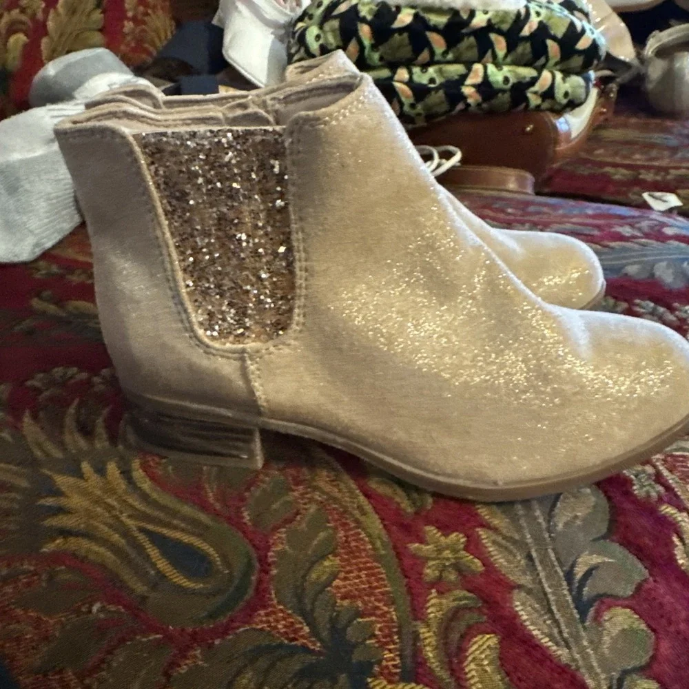 Rachel Zoe Girls Size 1 Bootie Boots Gold